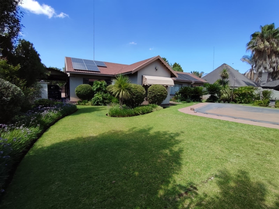 3 Bedroom Property for Sale in Flimieda North West
